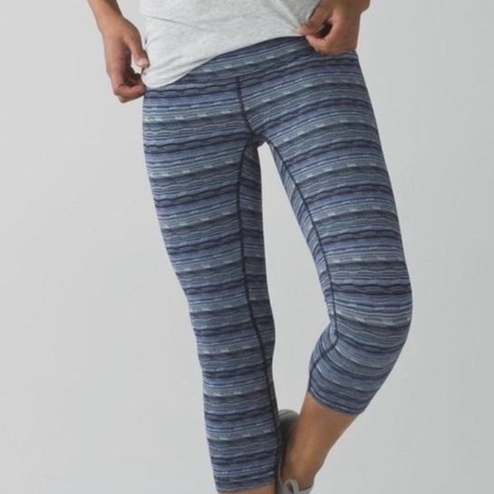 Lululemon Wunder Under Crop Leggings Space Dye Twist Blue Sz 6 Athletic Sporty